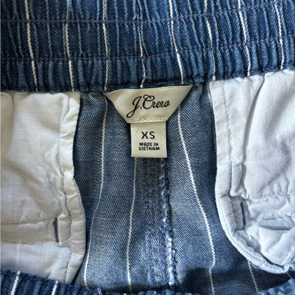 J Crew denim w white stripes shorts. Size XS. - Picture 4 of 4